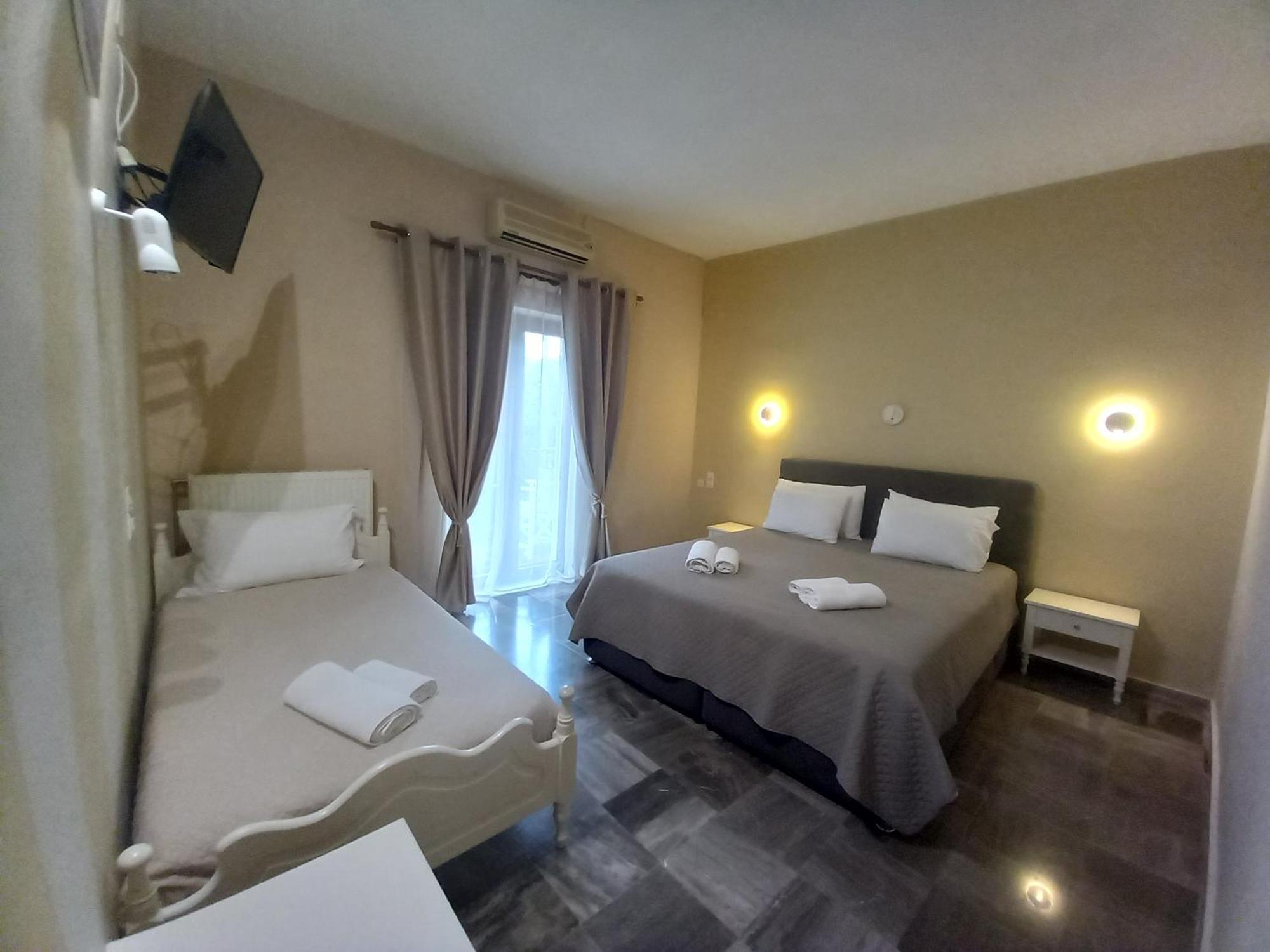 מית'ימנה Hermes Hotel מראה חיצוני תמונה