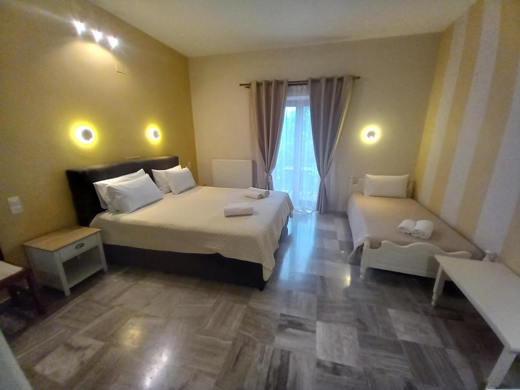 מית'ימנה Hermes Hotel מראה חיצוני תמונה