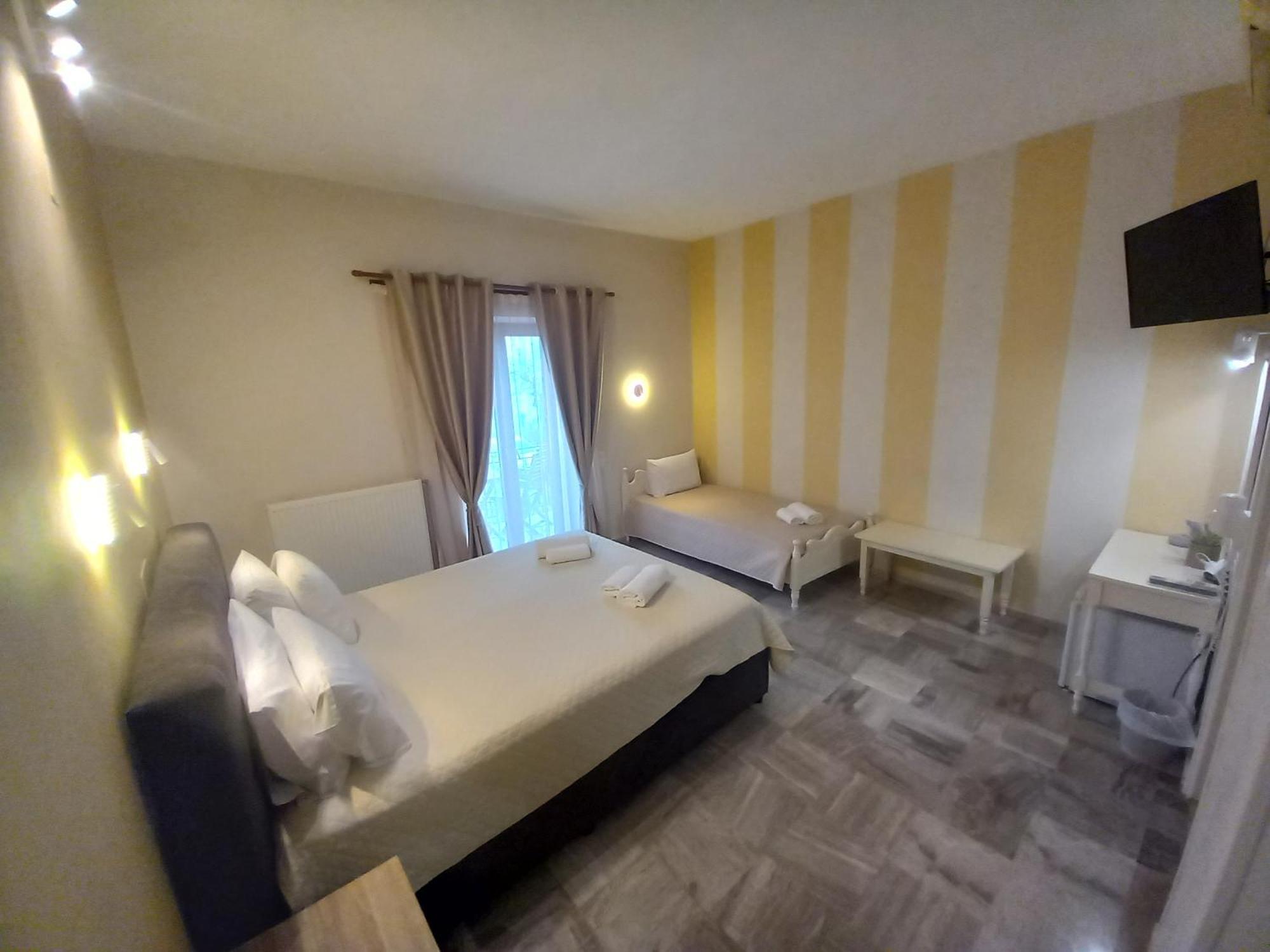 מית'ימנה Hermes Hotel מראה חיצוני תמונה